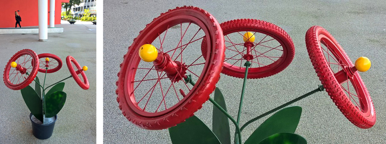 Installasjon i Førde med sykkel brukt som materiale