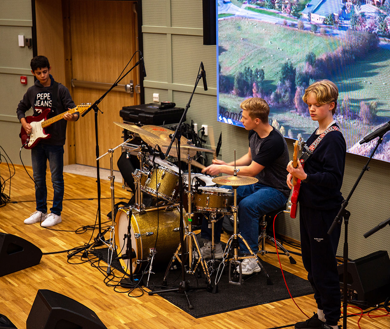 Band, Quoc Viet Nguyen.jpg